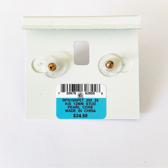 Charter Club glass pearl stud earrings NWT - Picture 2 of 3